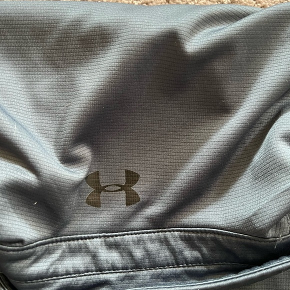 Under Armour polo - Picture 4 of 4